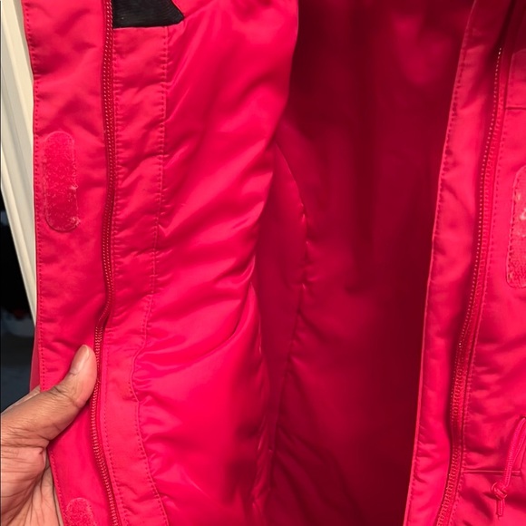 Cabela's classic fit Vibrant Pink coat. Size small - Picture 4 of 6